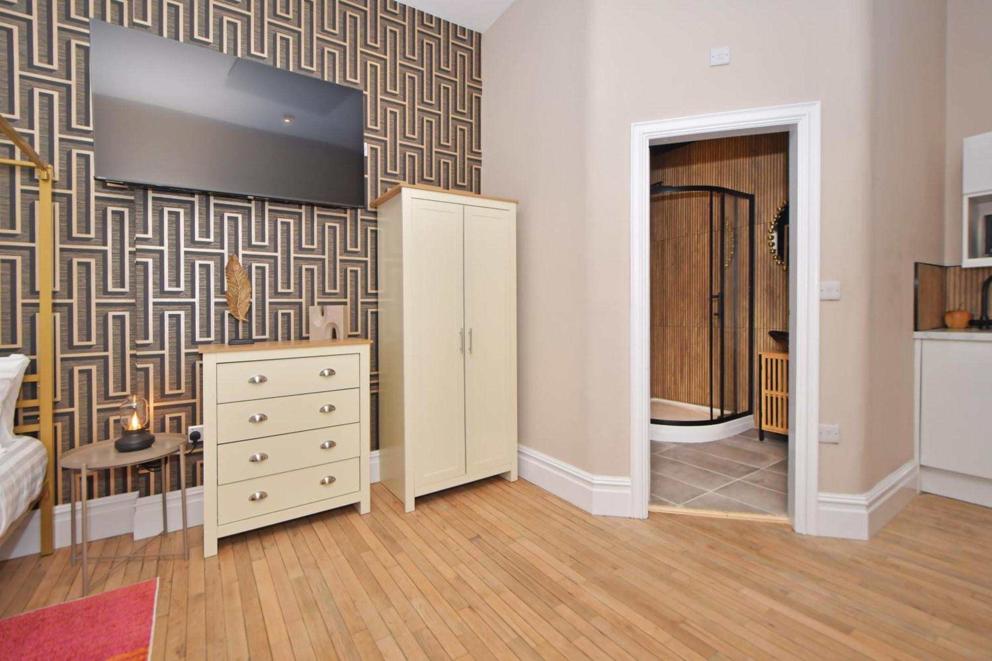One Battison - Affordable Rooms, Suites & Studios In Stoke On Trent Exterior photo